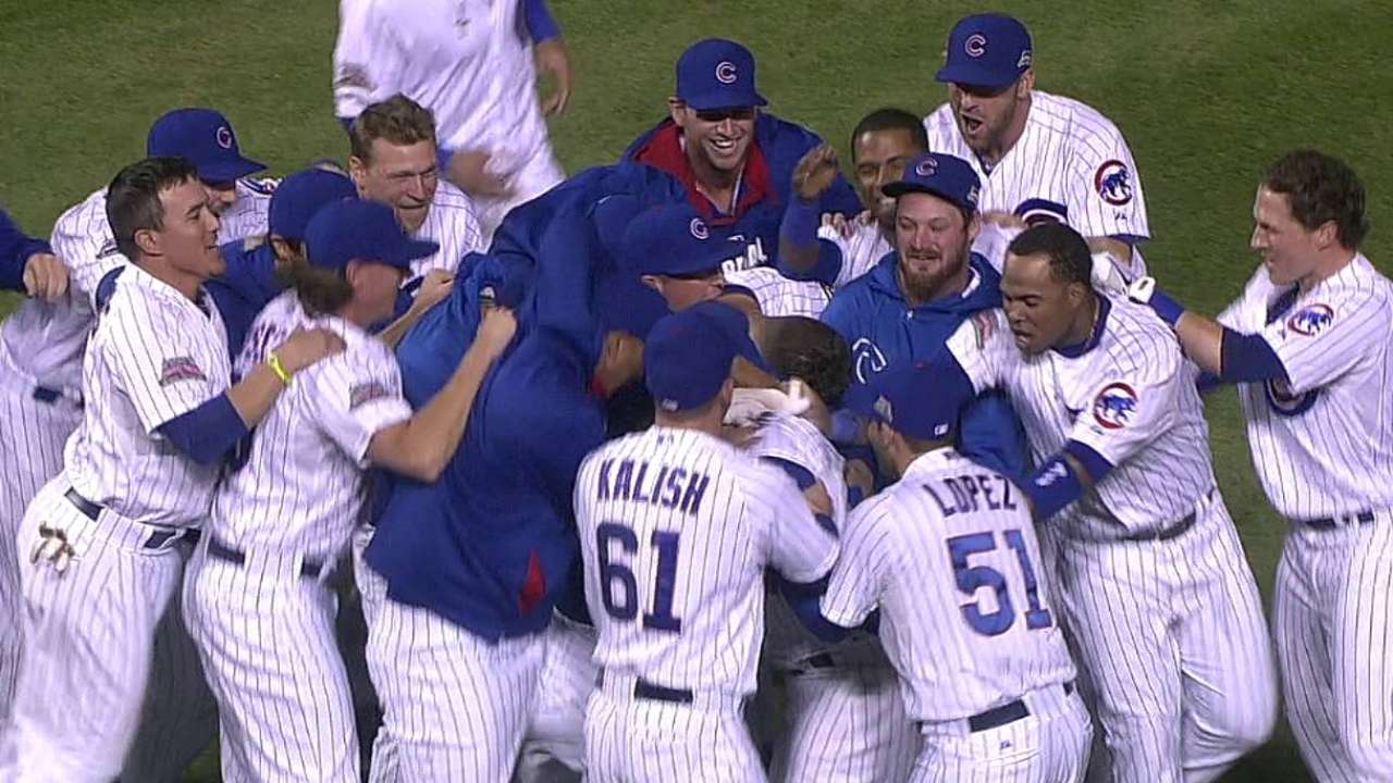 Ready and able: Castillo drives walk-off in 10 vs. Cards