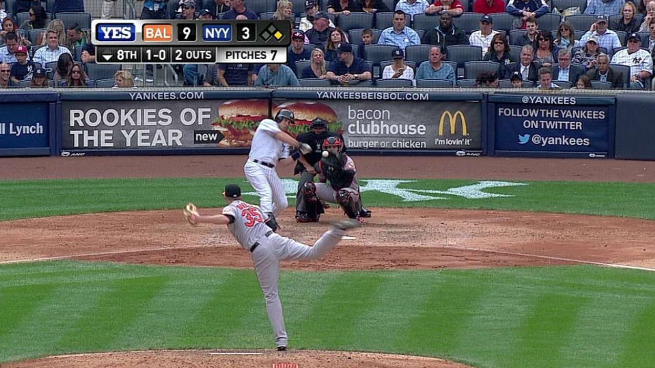 Teixeira's two-run homer