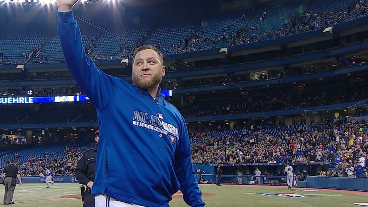Buehrle reaches 200-inning mark