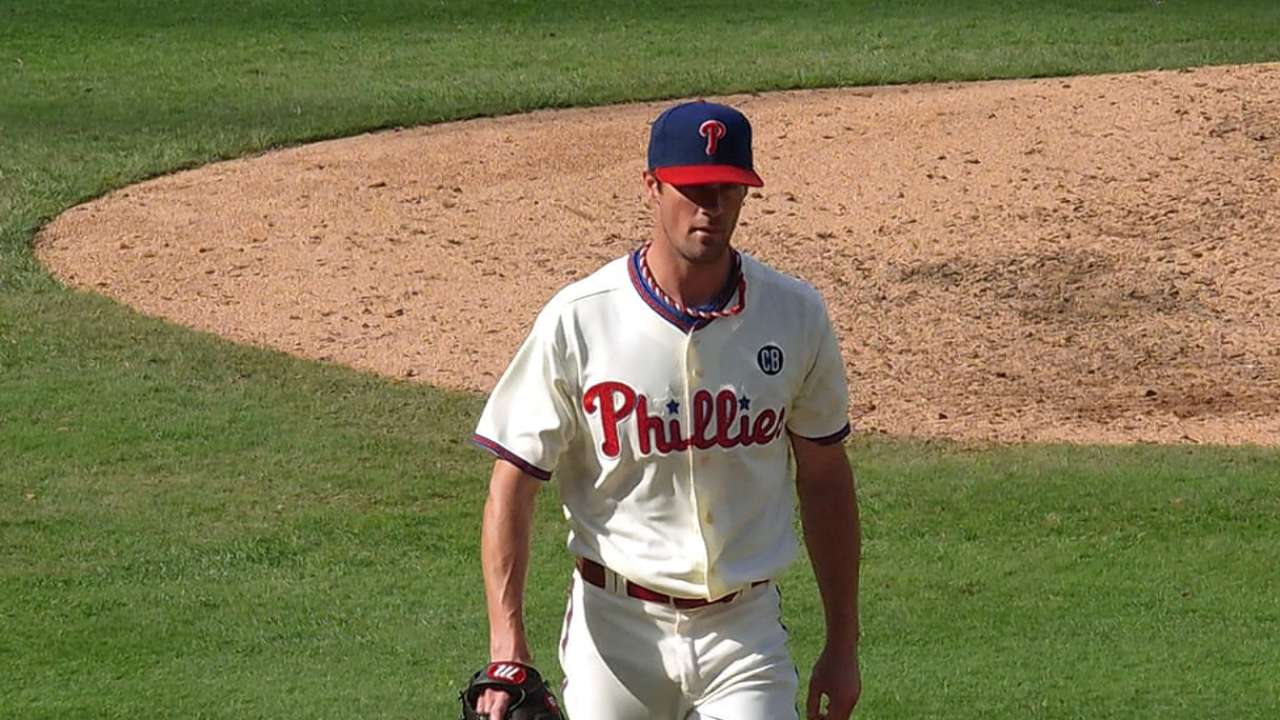 Hamels' eight strong innings