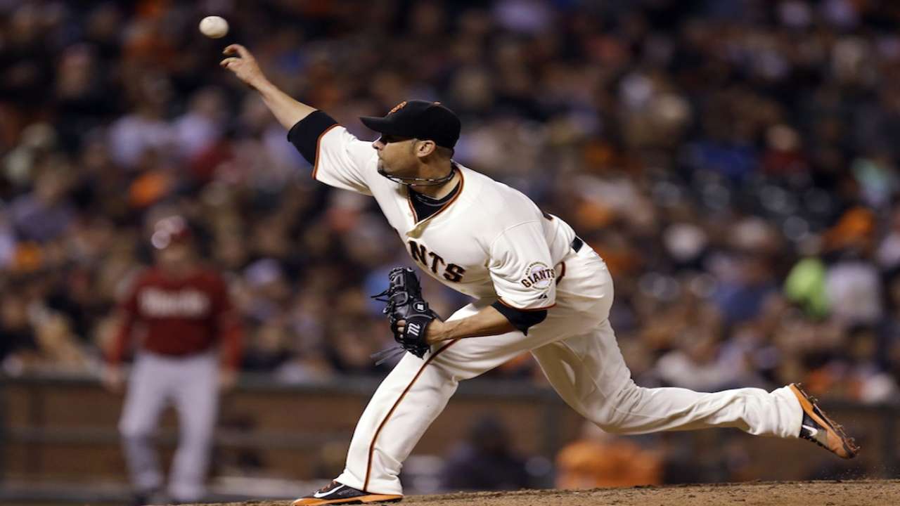 Vogelsong aims to pitch Giants into NLCS
