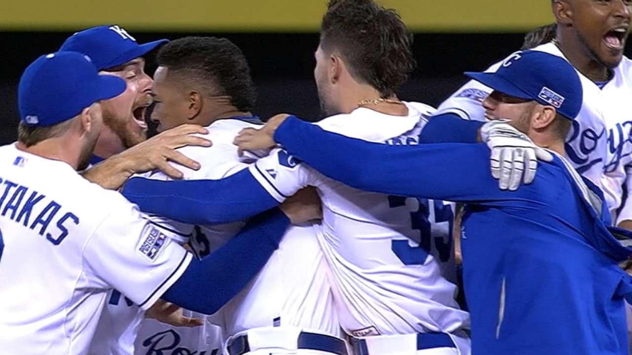 Royals rally for Wild win