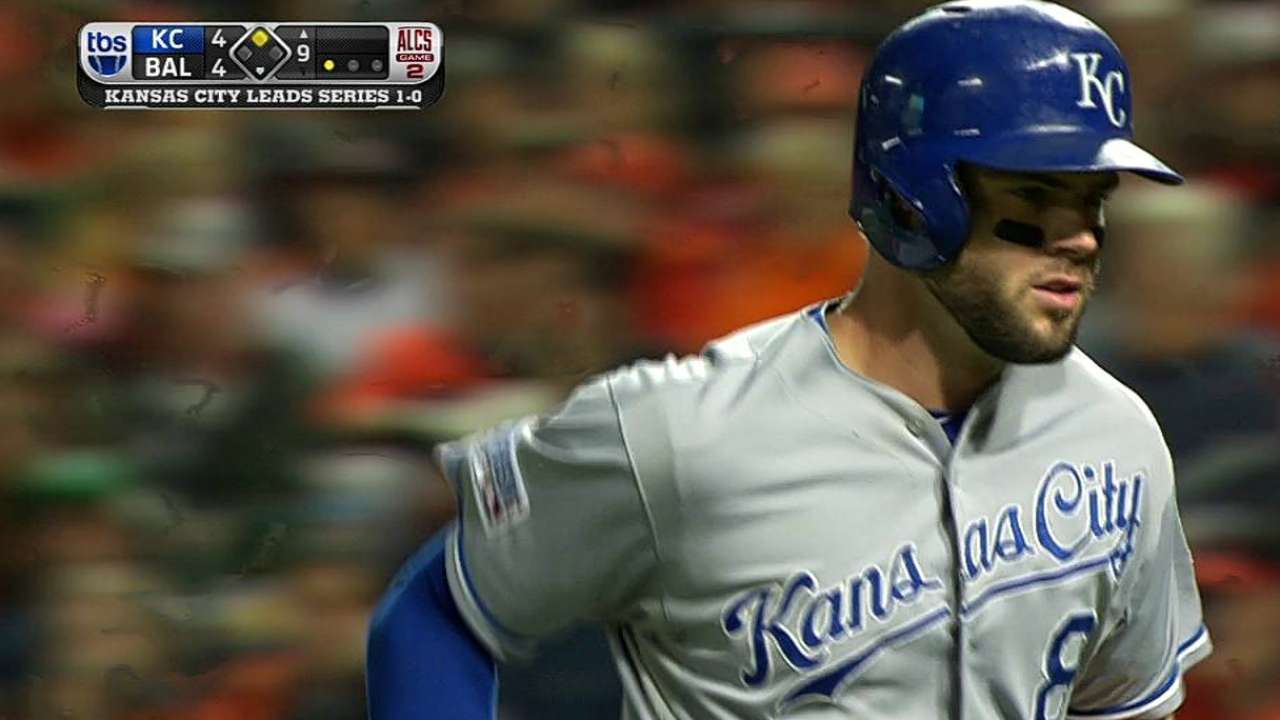 Moose drops down sac bunt