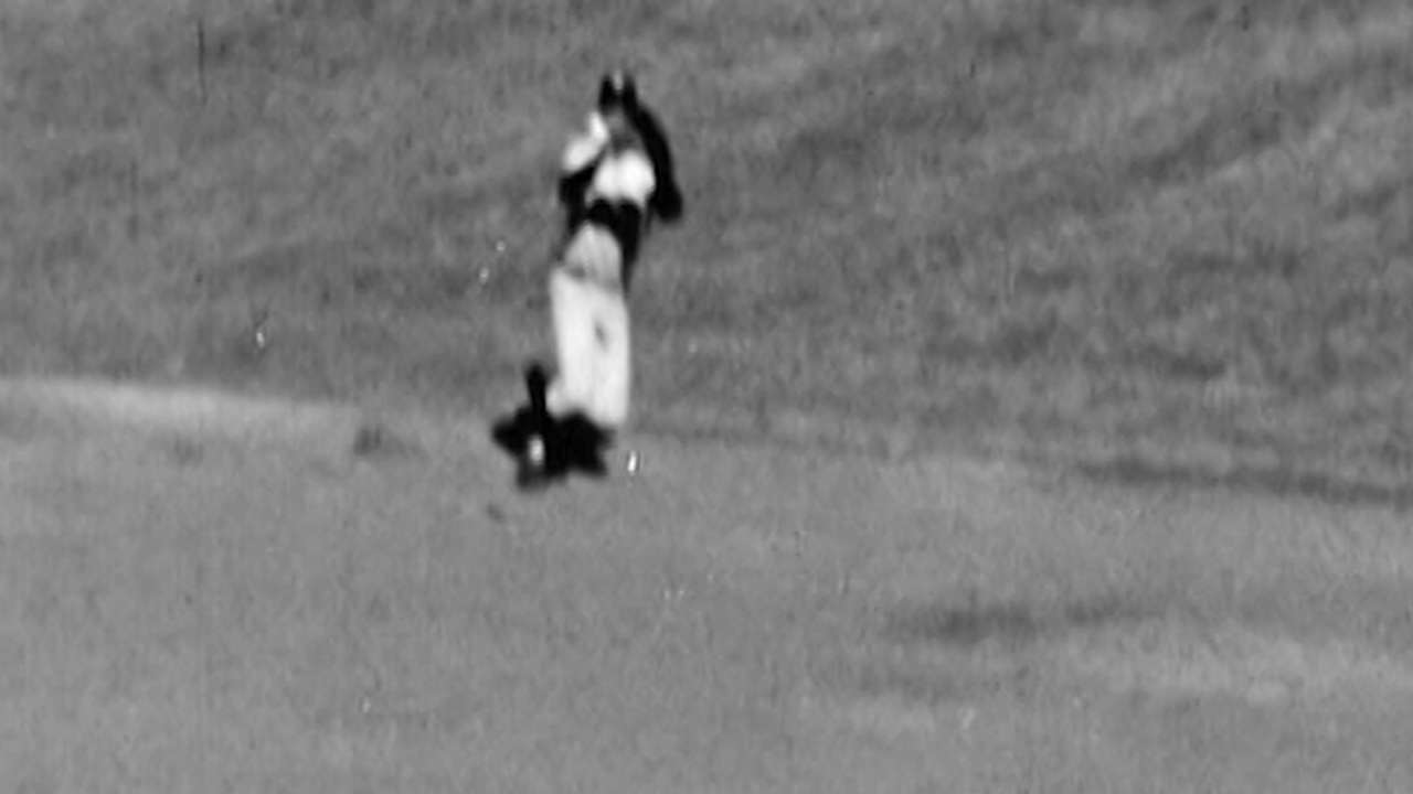 Richardson robs McCovey