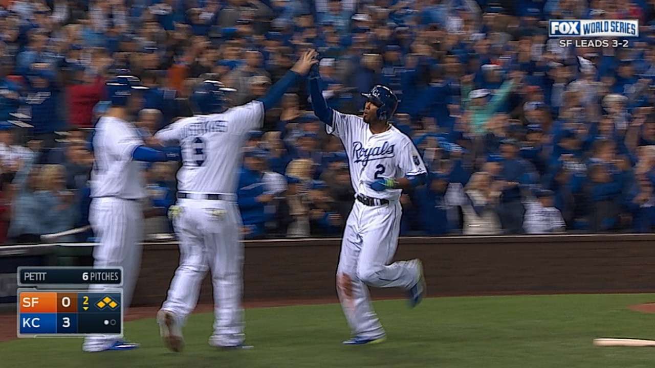 Reales apabullan a Gigantes para obligar Juego 7