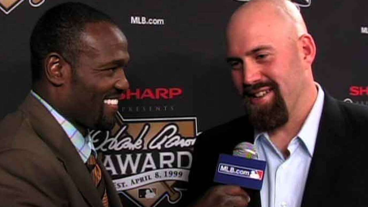 Three-time All-Star Youkilis retires from baseball