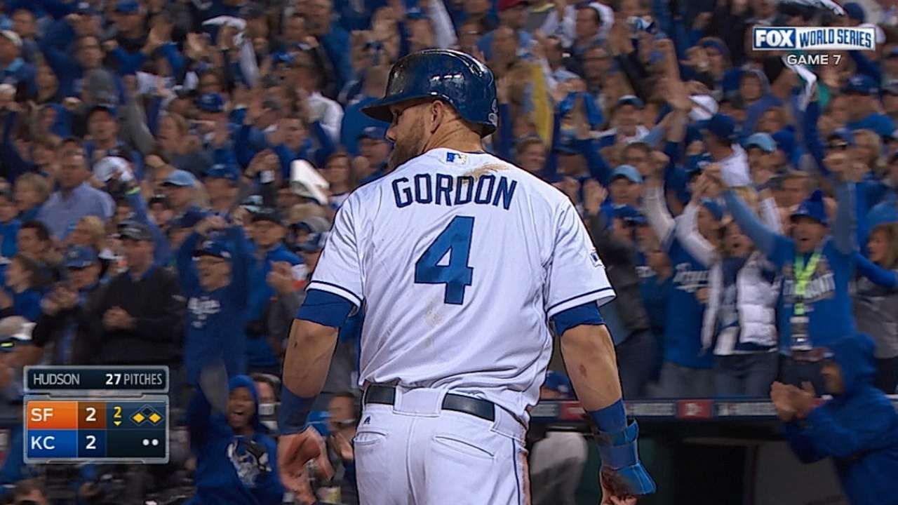 Gordon helps Royals score two
