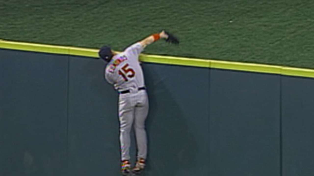 Edmonds robs LaRue of home run