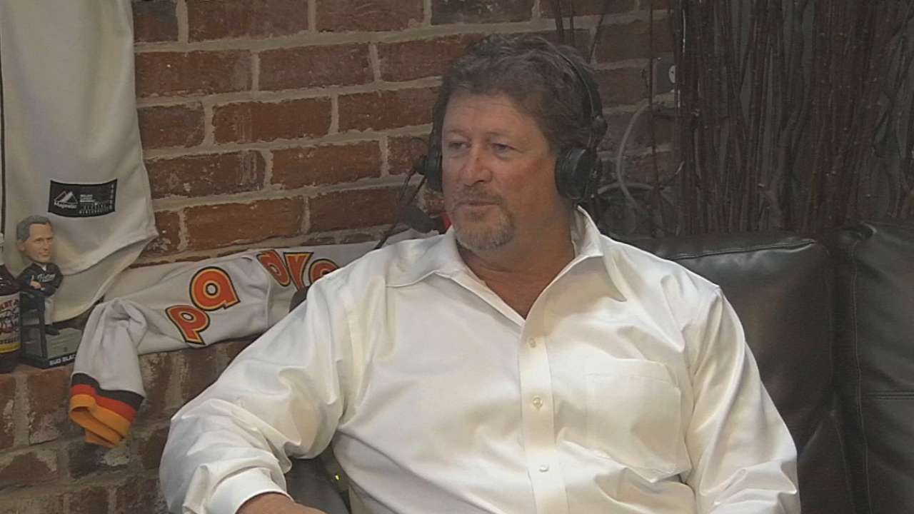 White 'invigorated' by move to Padres' front office