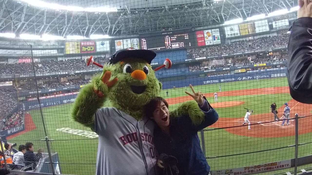 Orbit earns MLB's first nod as top sports mascot