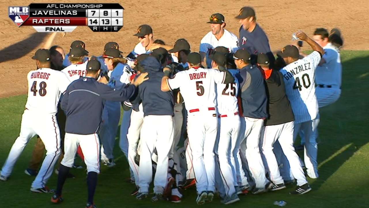 Ring ceremony at Rox camp honors members of AFL's Rafters