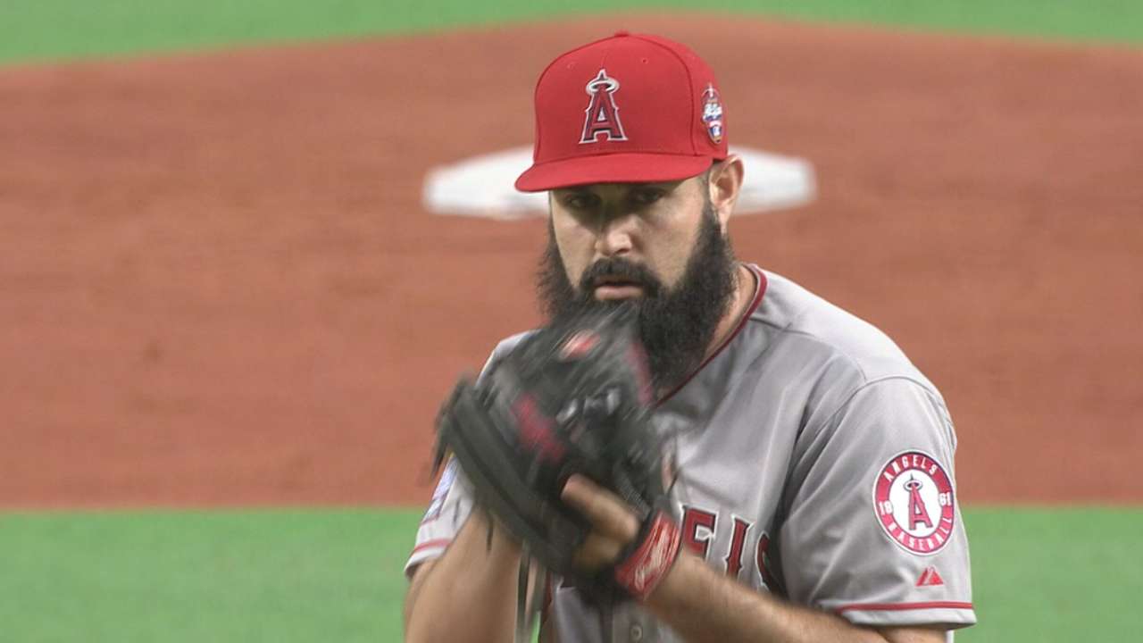 Shoemaker superó a Ohtani y ganaron los de MLB