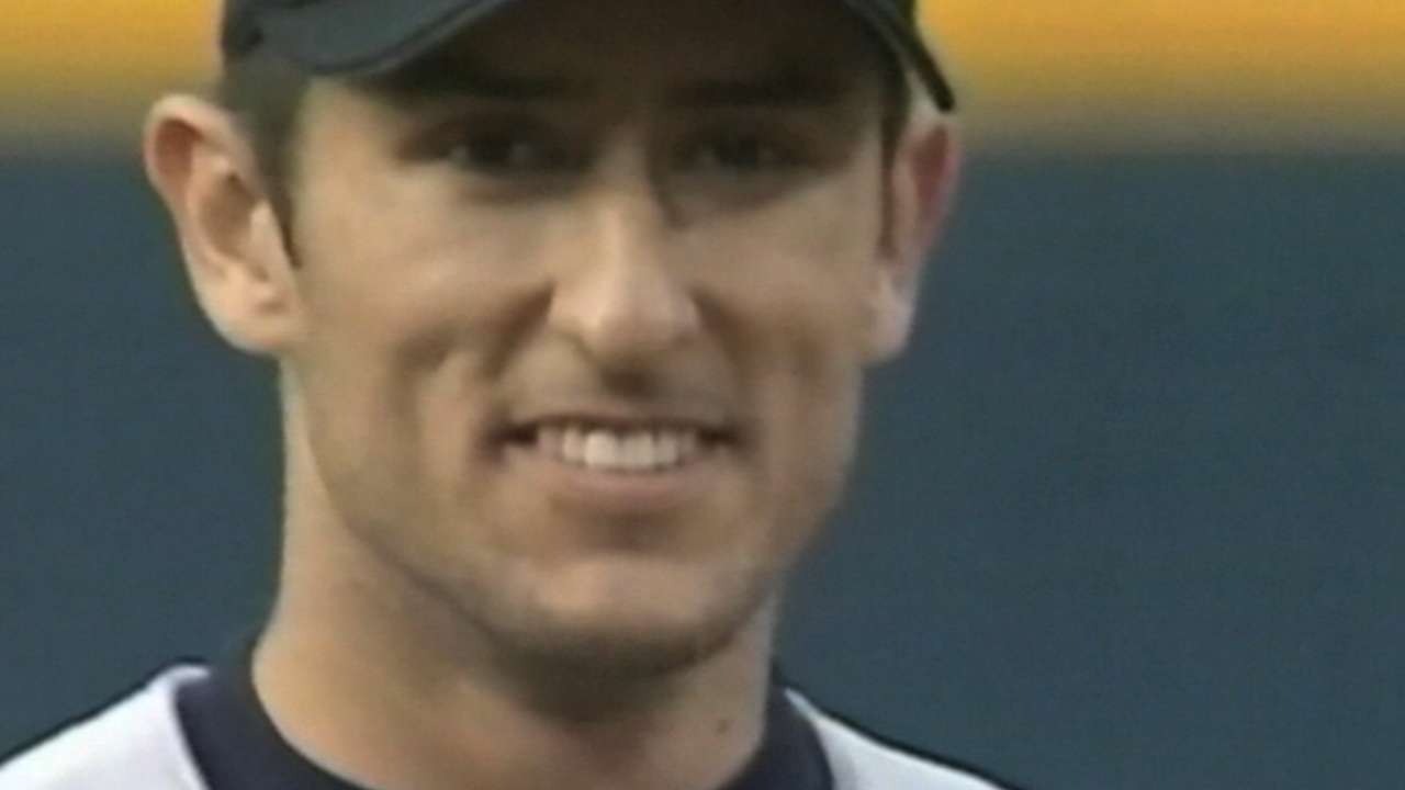 Nomar garners 5.5 percent of vote to stay on ballot