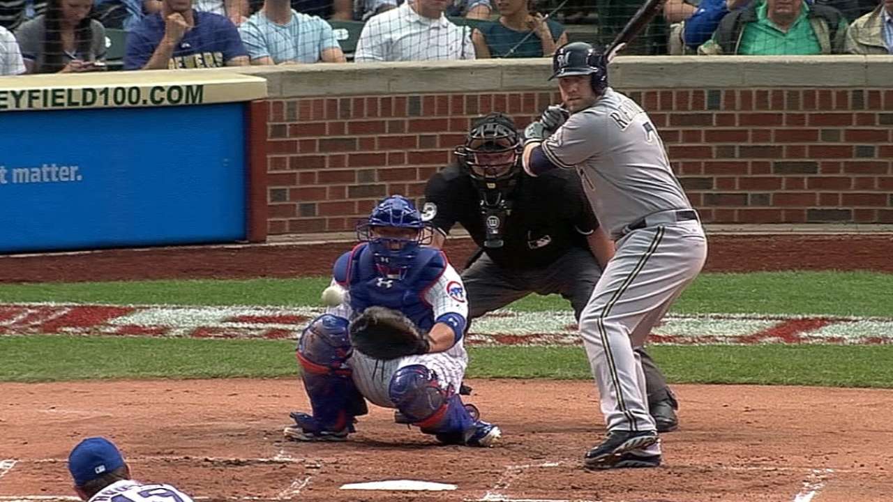 Cardinals sign slugging first baseman Reynolds