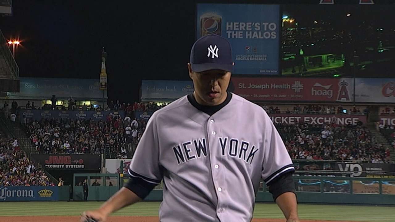 Kuroda reportedly to pitch in Japan for 2015 season