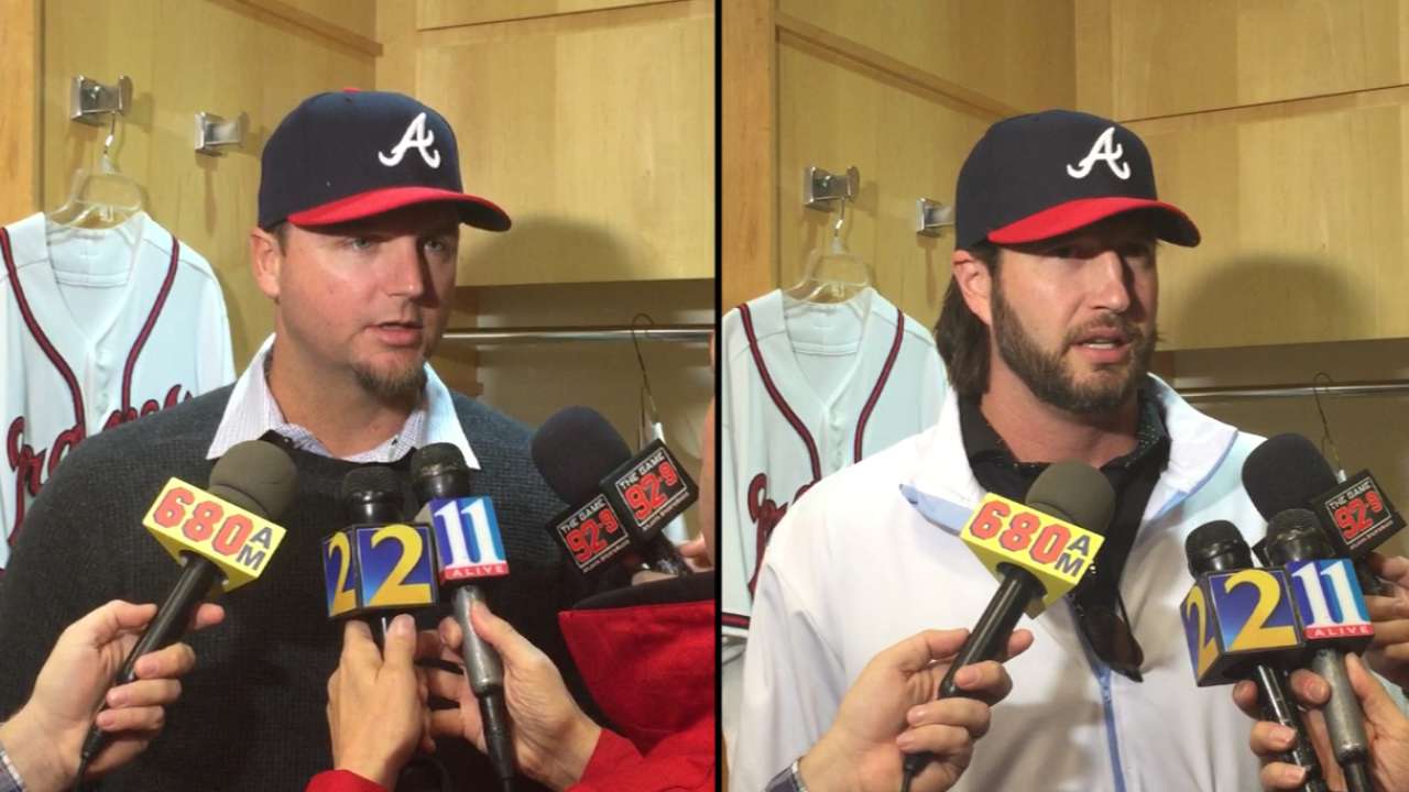 Braves finalize trio of free-agent signings