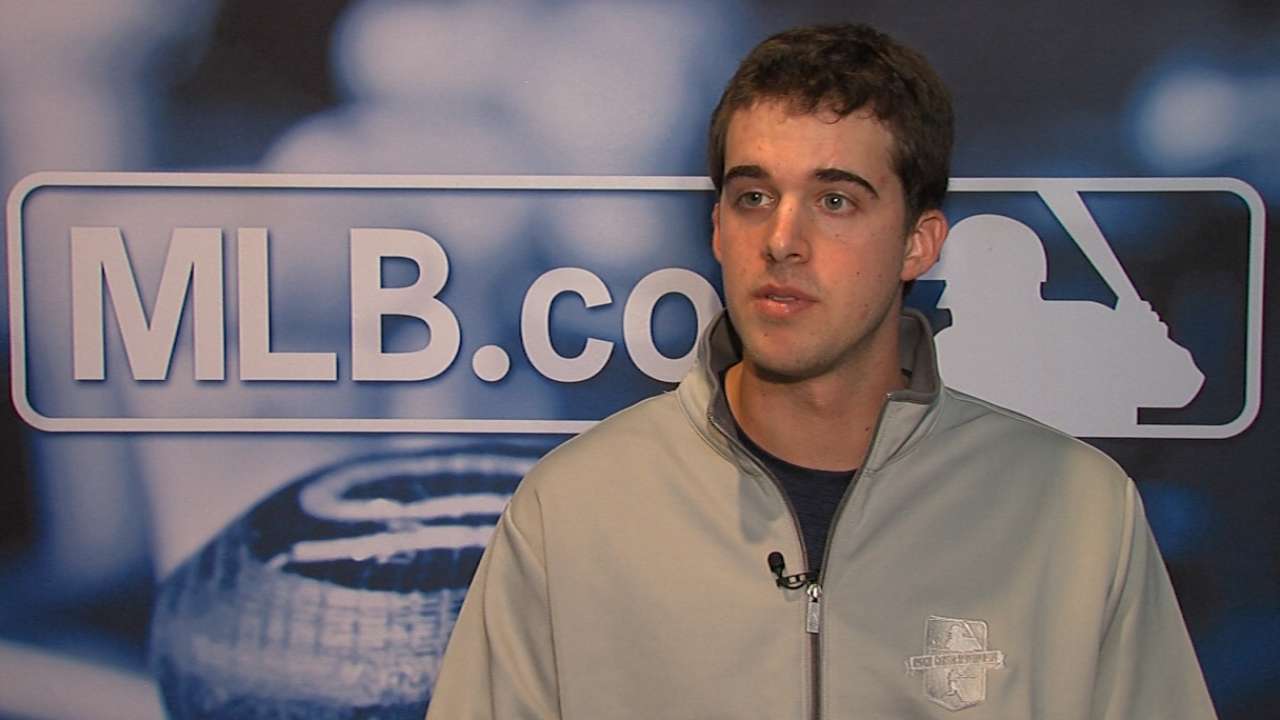 Rookie Prg: Nola