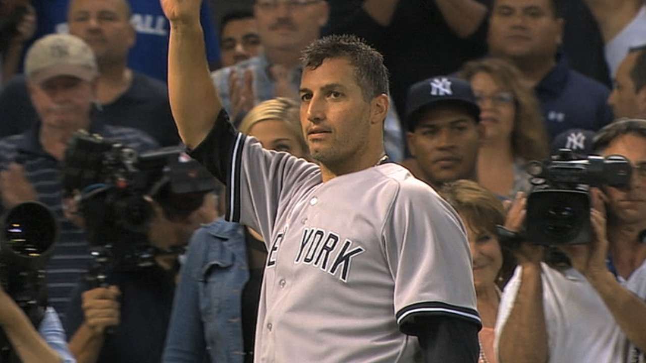 Pettitte's number to be retired