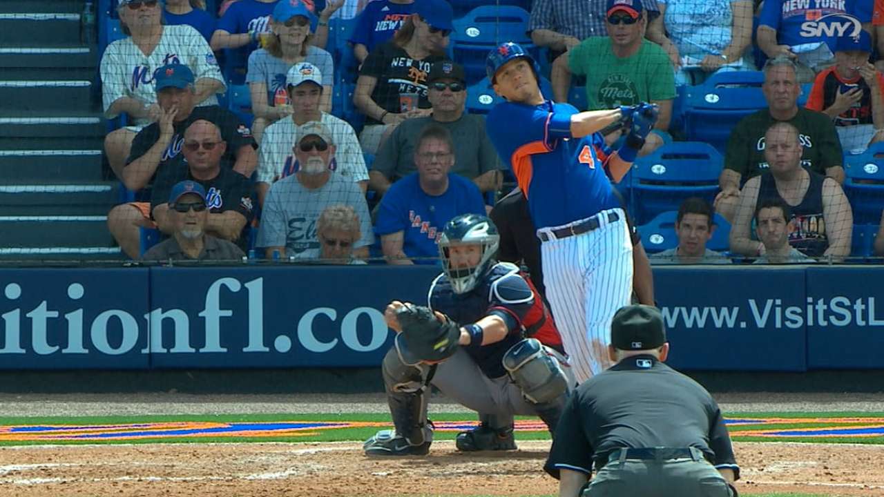 Flores leads offense behind Niese's strong outing