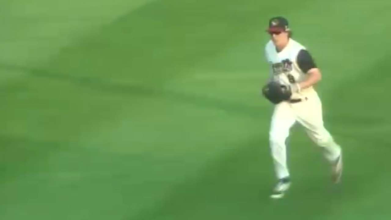 Brewers beef up system in Gomez-Fiers trade