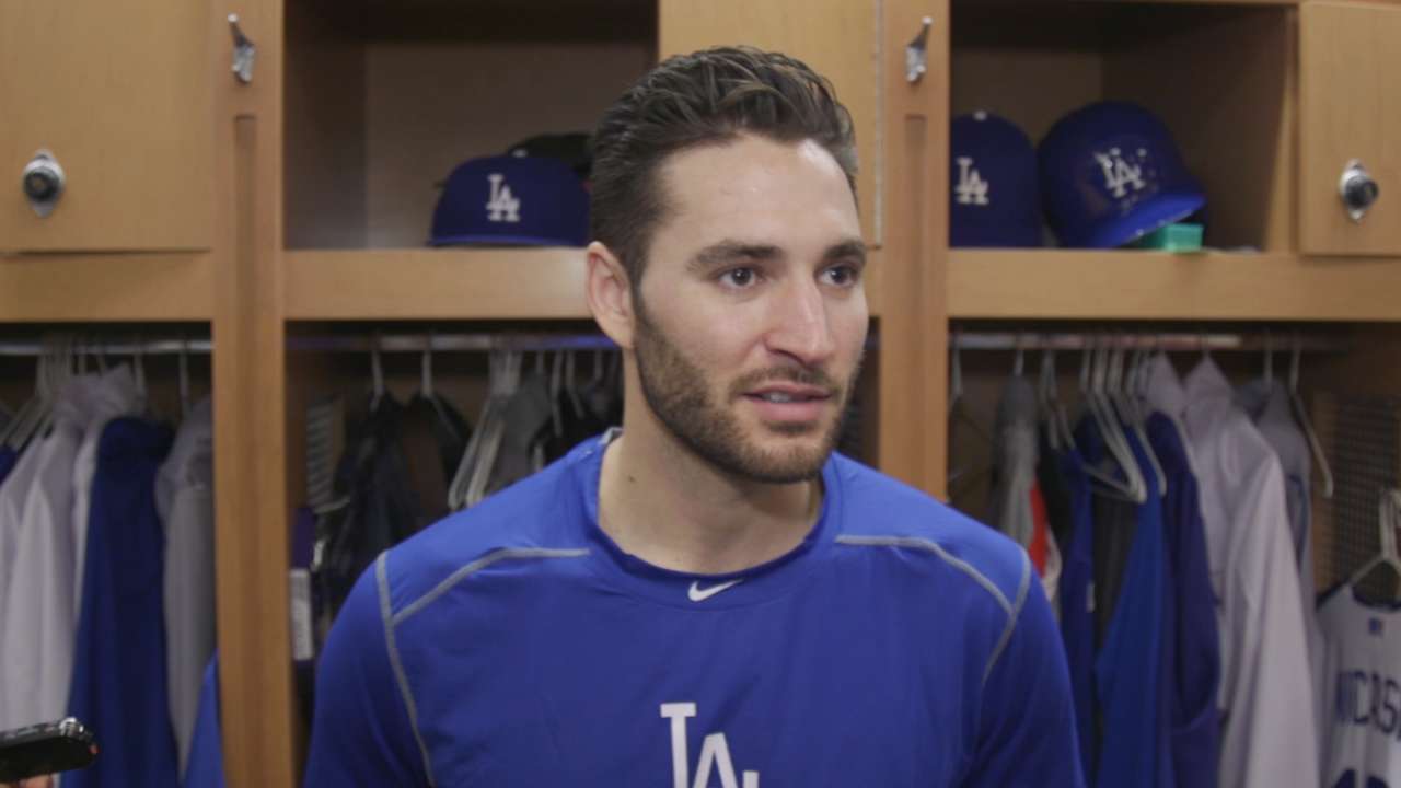 Beachy throws to hitters as recovery continues