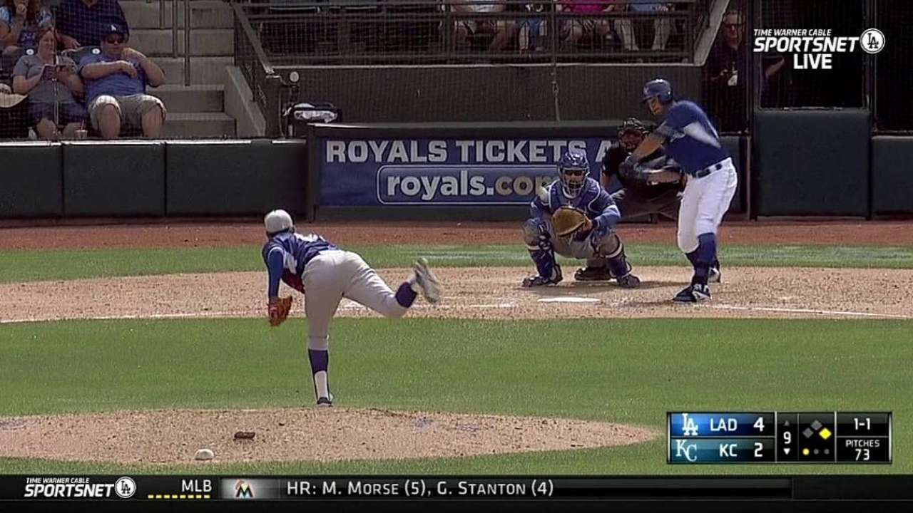 Eibner's two homers back Ventura's fine start