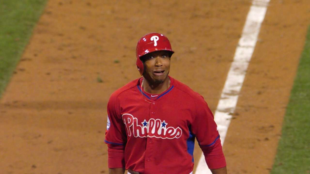 Revere walk-off HR lifts Phils
