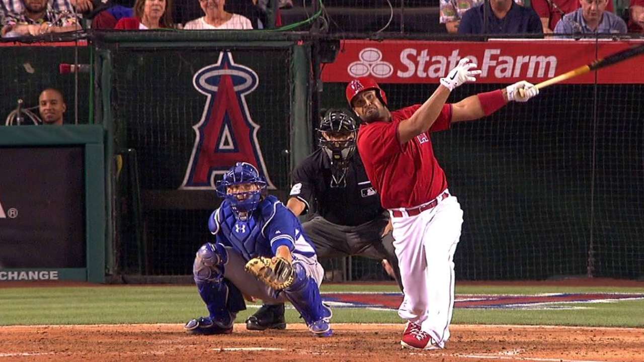 Pujols' slam, Freese's two-run shot more than enough