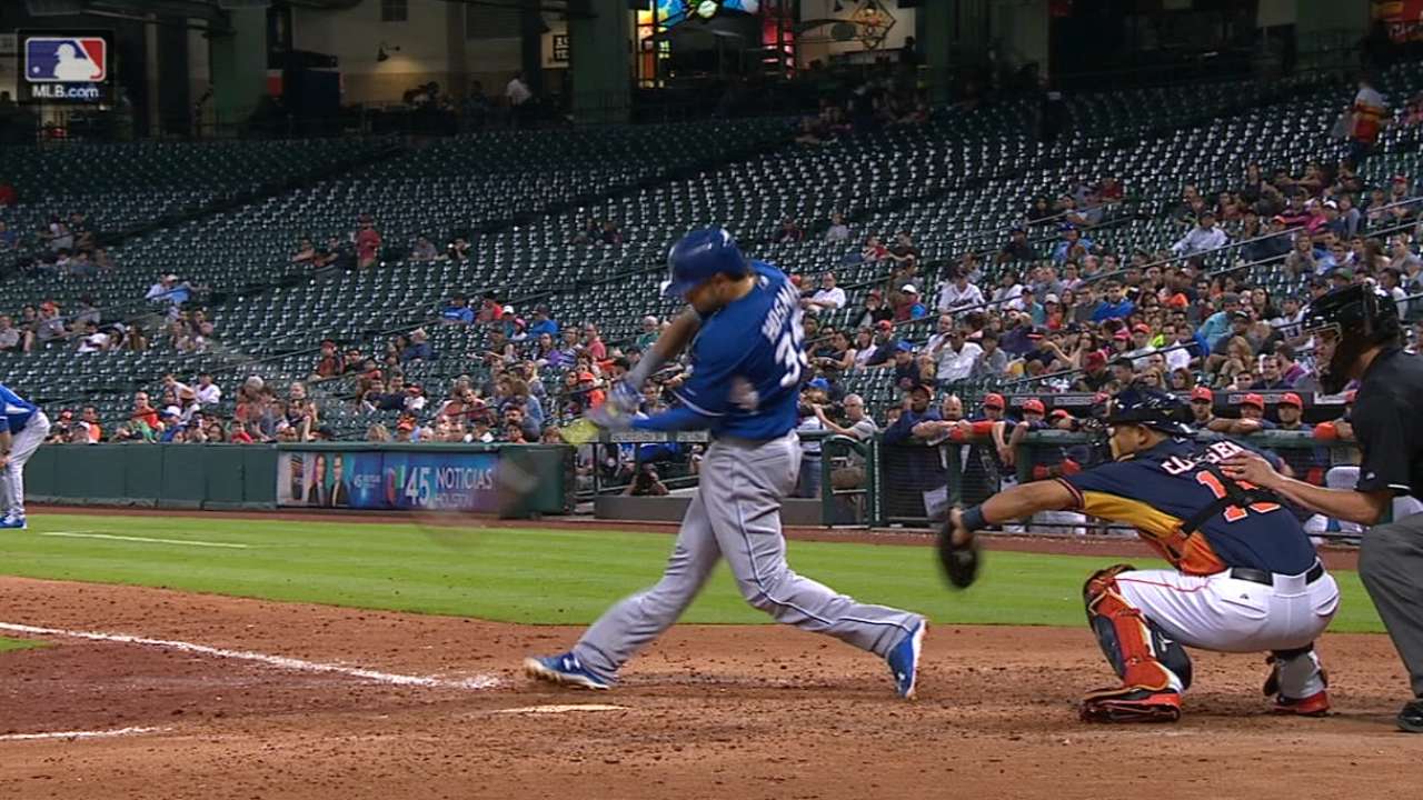 Royals hit back-to-back homers
