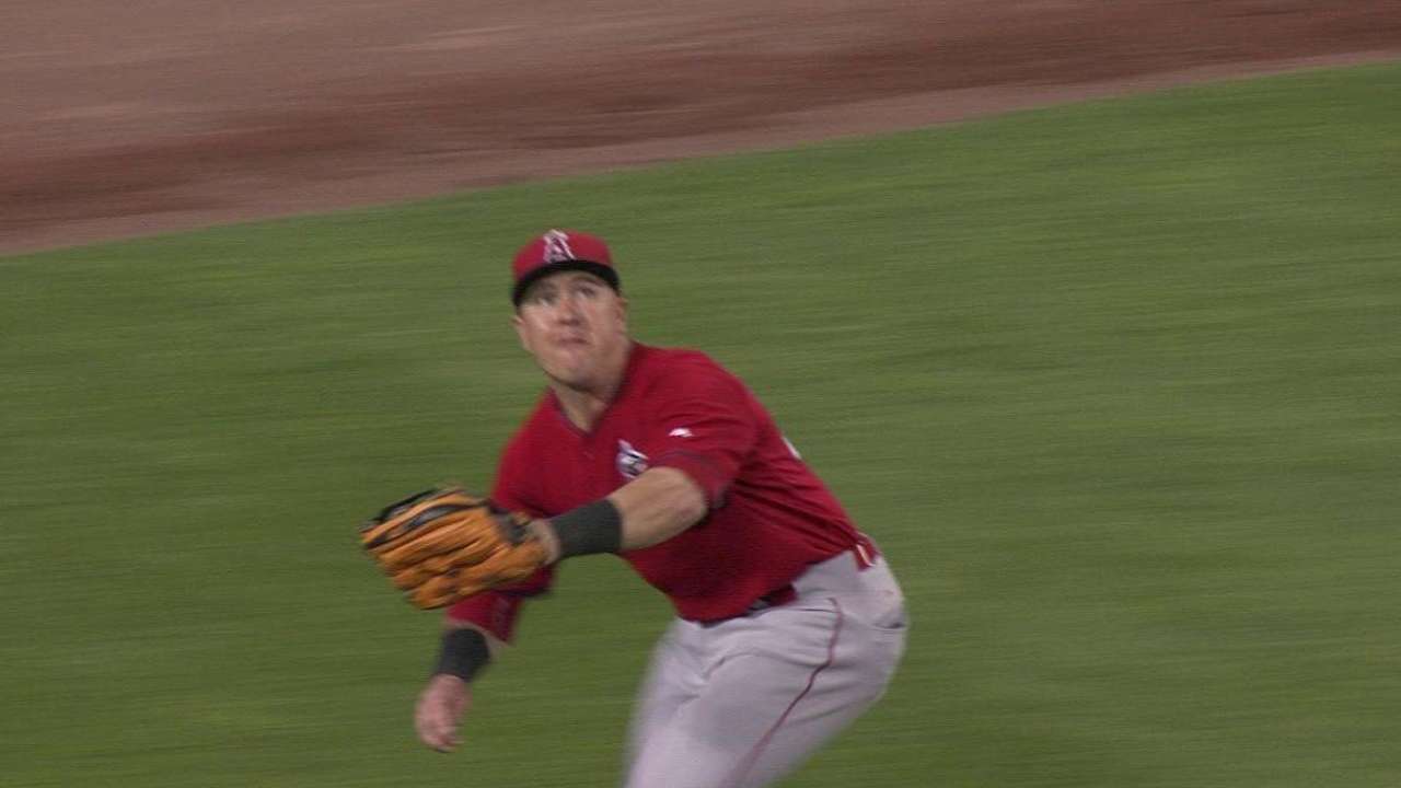 Robertson recalled to add depth to outfield