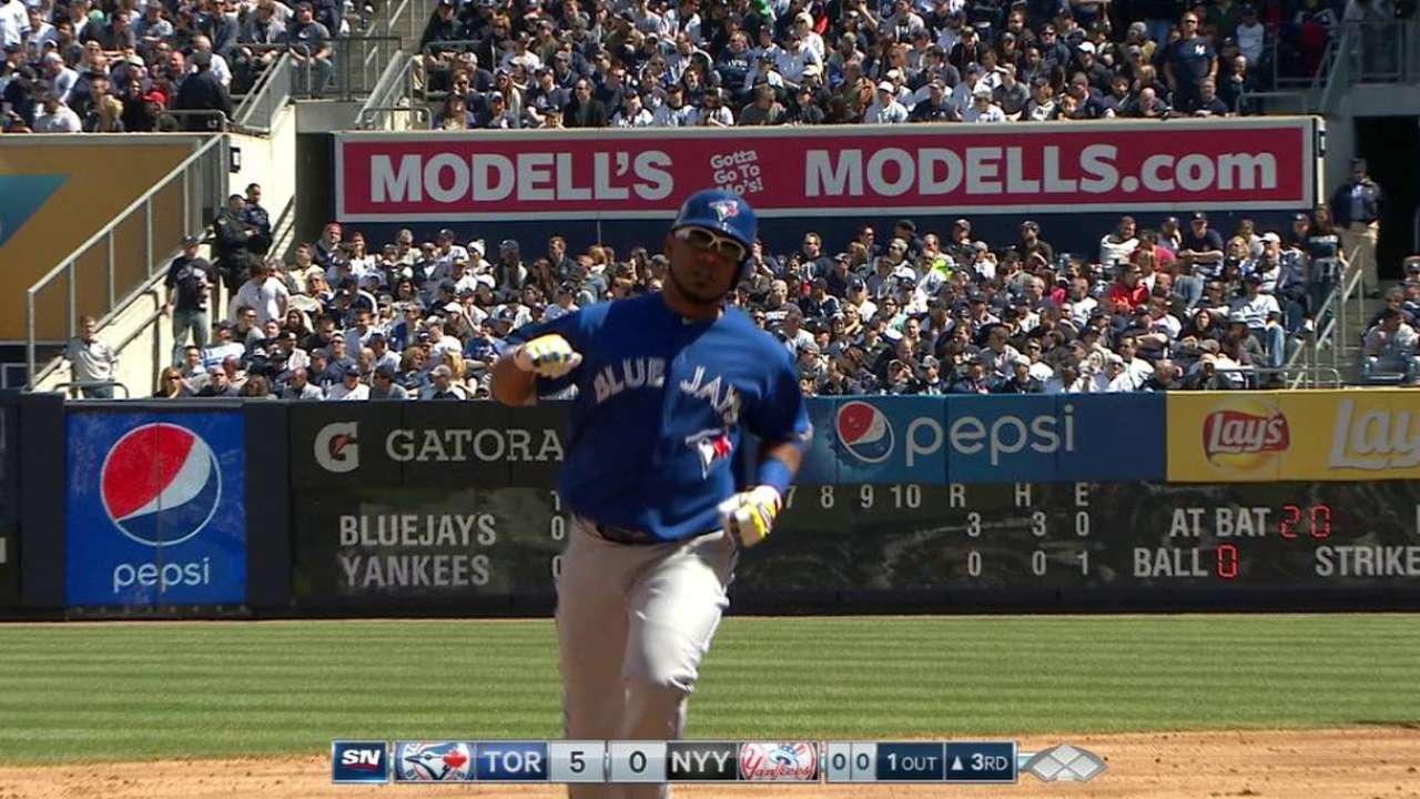 Despite spring layoff, Encarnacion's homer swing intact