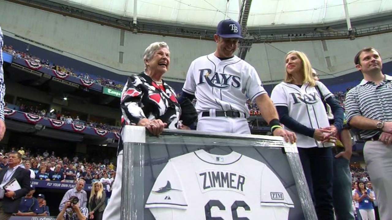 Rays retire Zimmer's No. 66 in Opening Day tribute