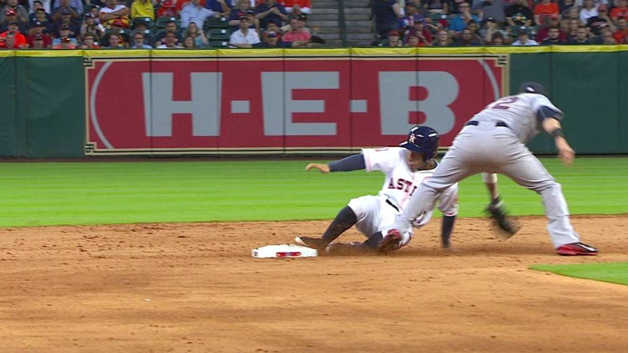 Altuve steals second