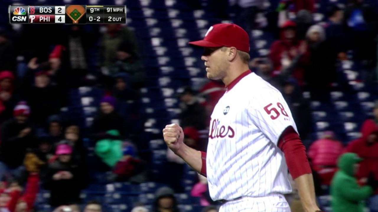 Phillies win 4-2 over Red Sox