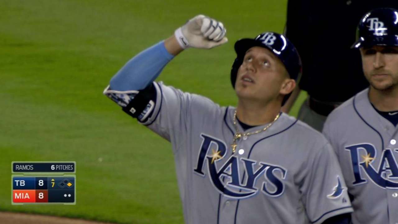Cabrera's game-tying single