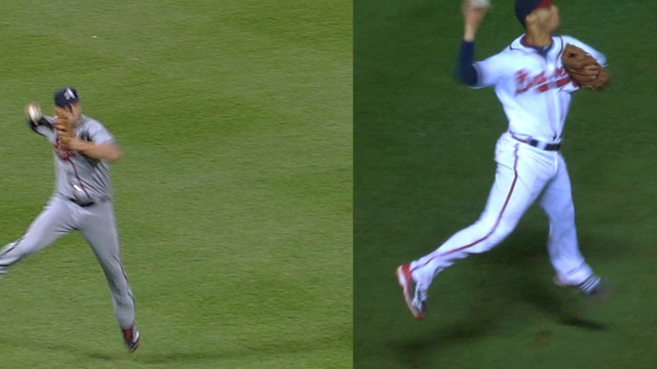 d'Arnaud done in by another dazzling Simmons play