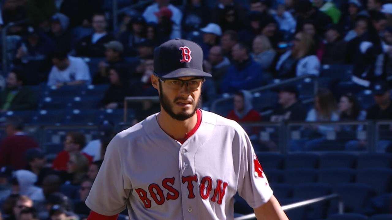 Kelly keeps Yanks at bay as Sox secure series win