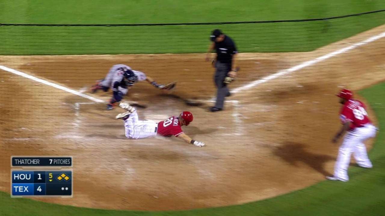 Gallardo somete a los Astros en triunfo de Rangers