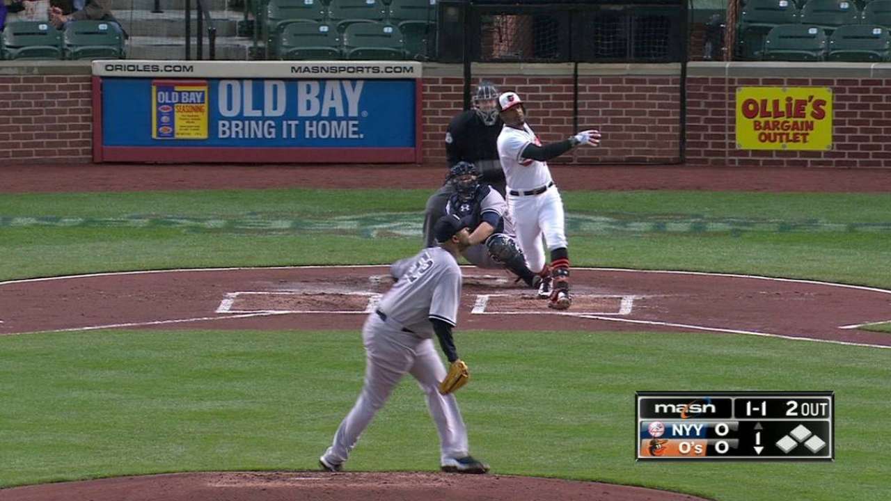 Jones' solo homer