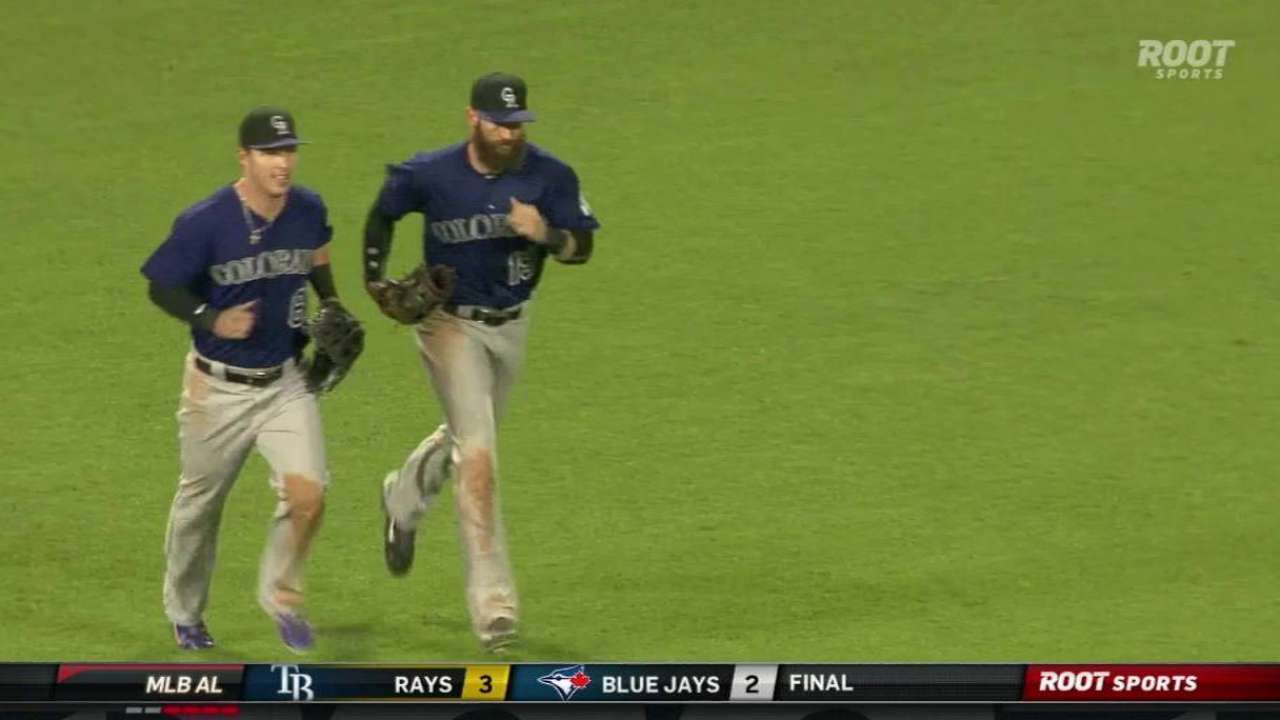 Blackmon's leaping catch