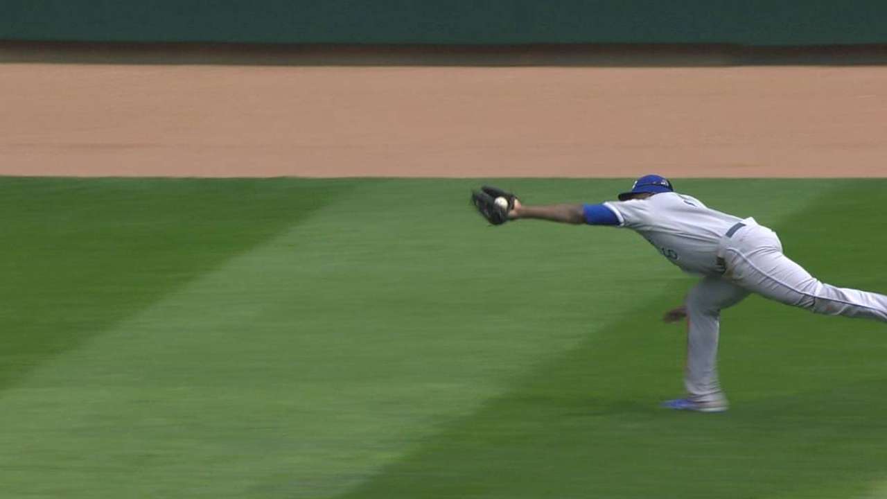 Cain's diving grab