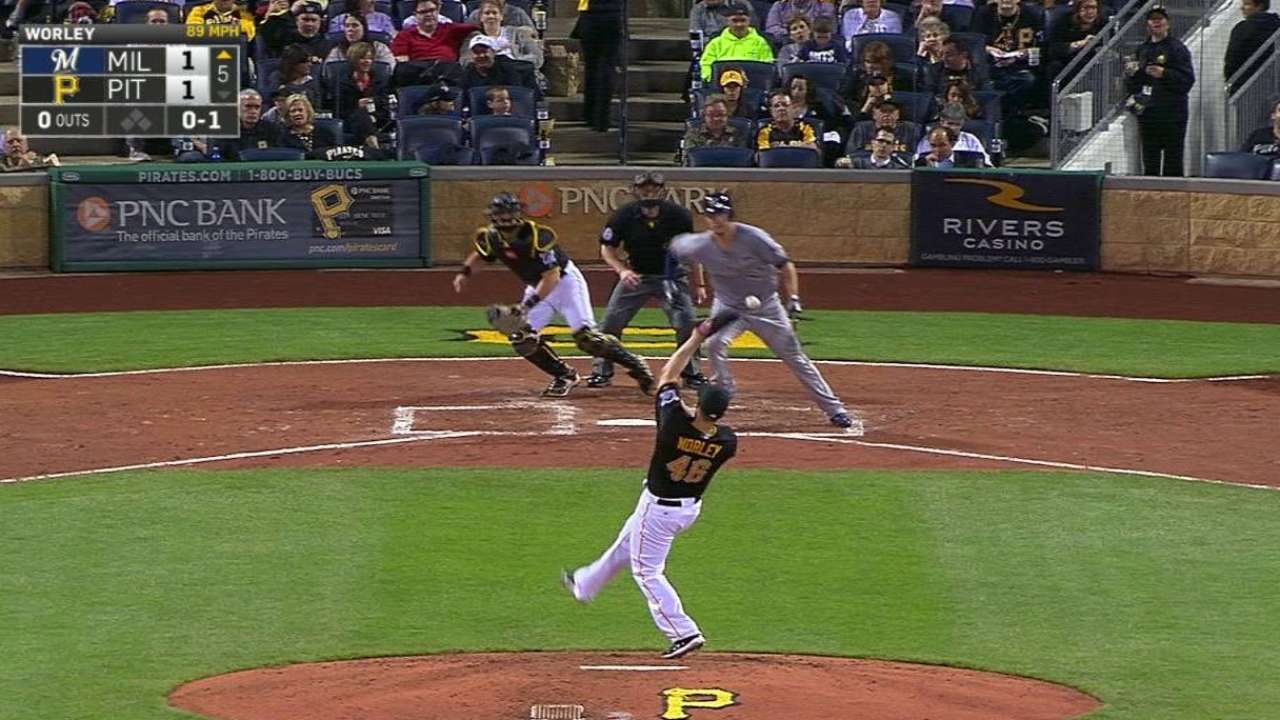 Worley blocks comebacker