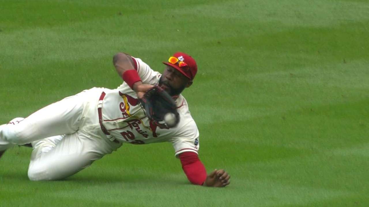 Heyward's sliding catch