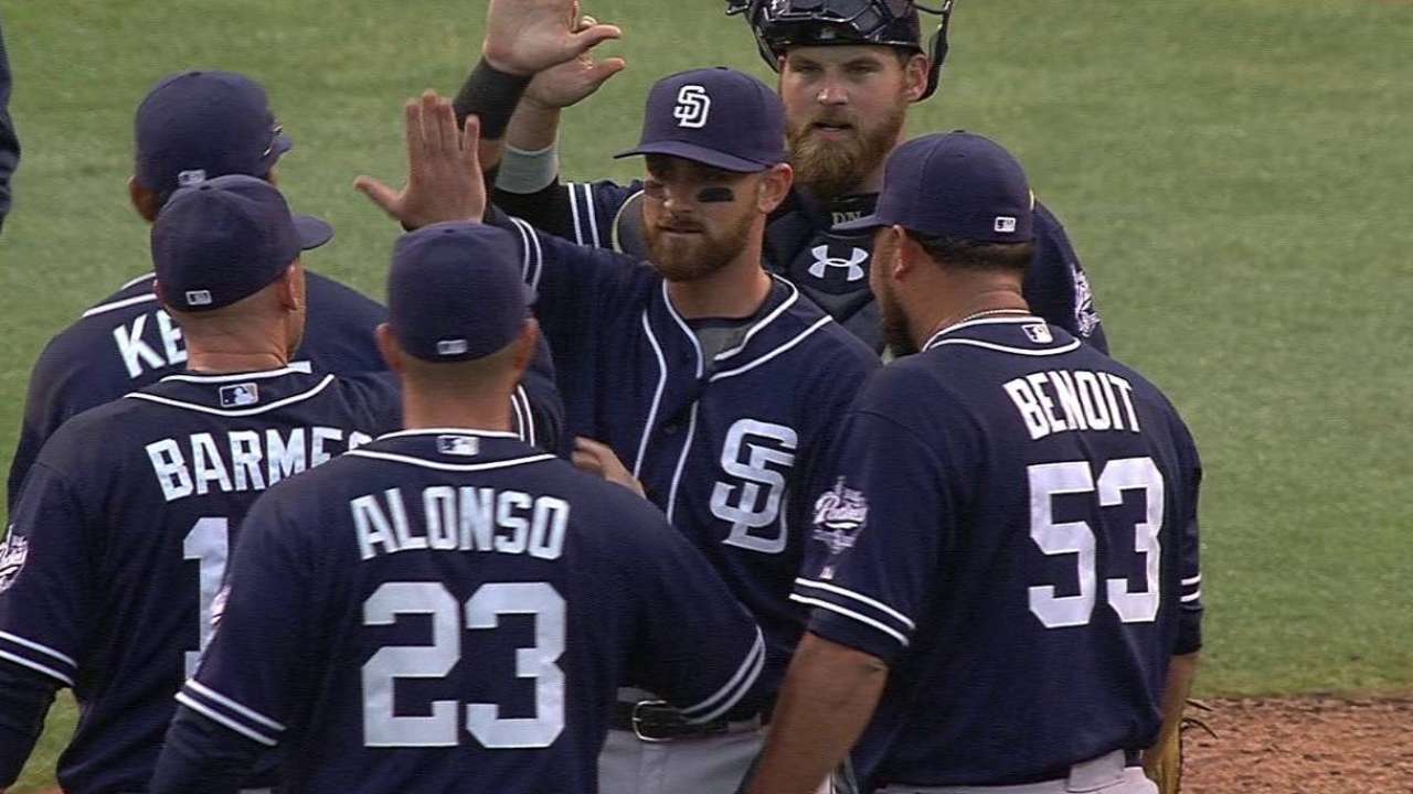 Benoit dealing with dead arm, hopes to avoid DL