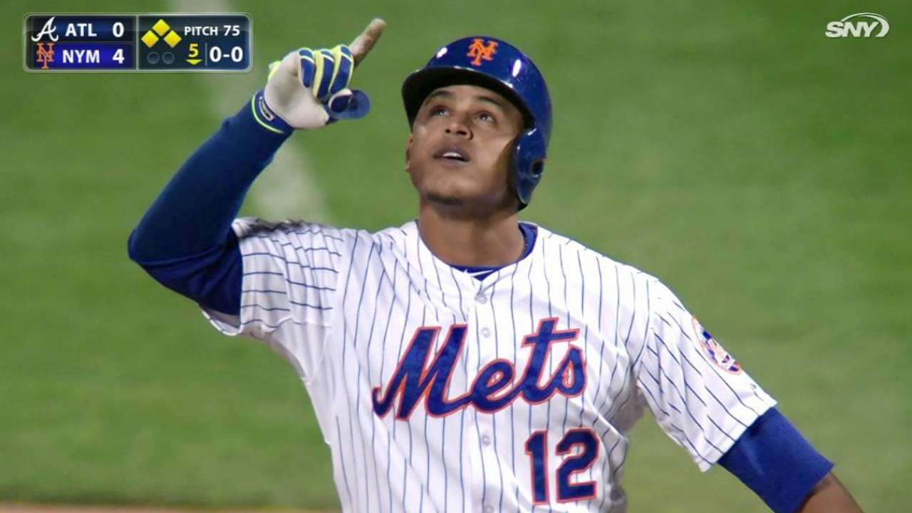 Lagares' RBI single