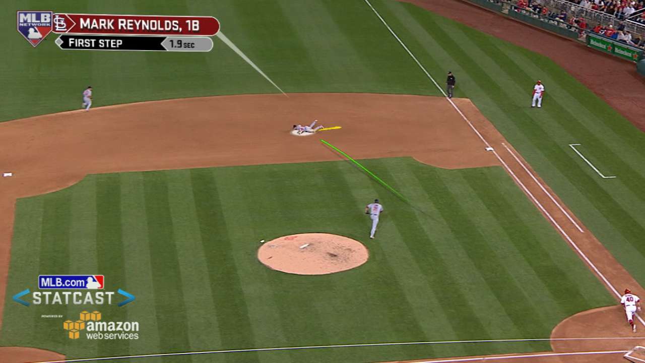 Reynolds makes diving catch