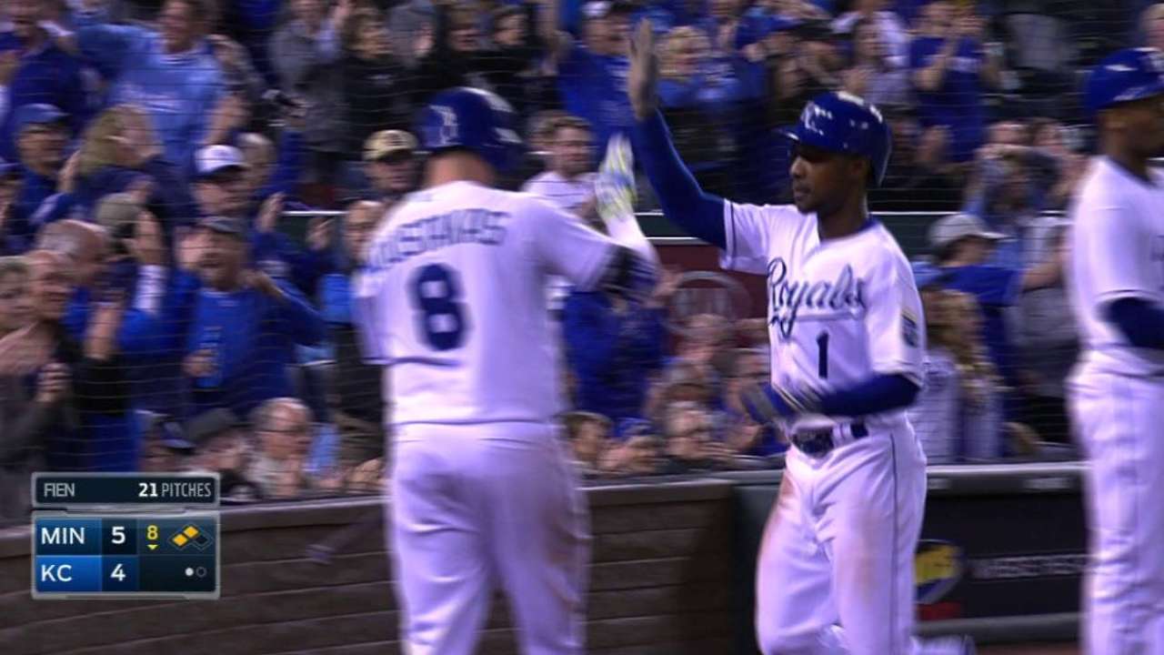 Colon plays major role in Royals' comeback