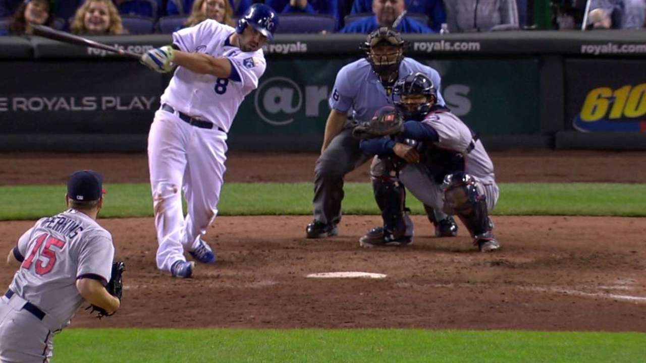 Twins' bullpen stumbles with game in balance