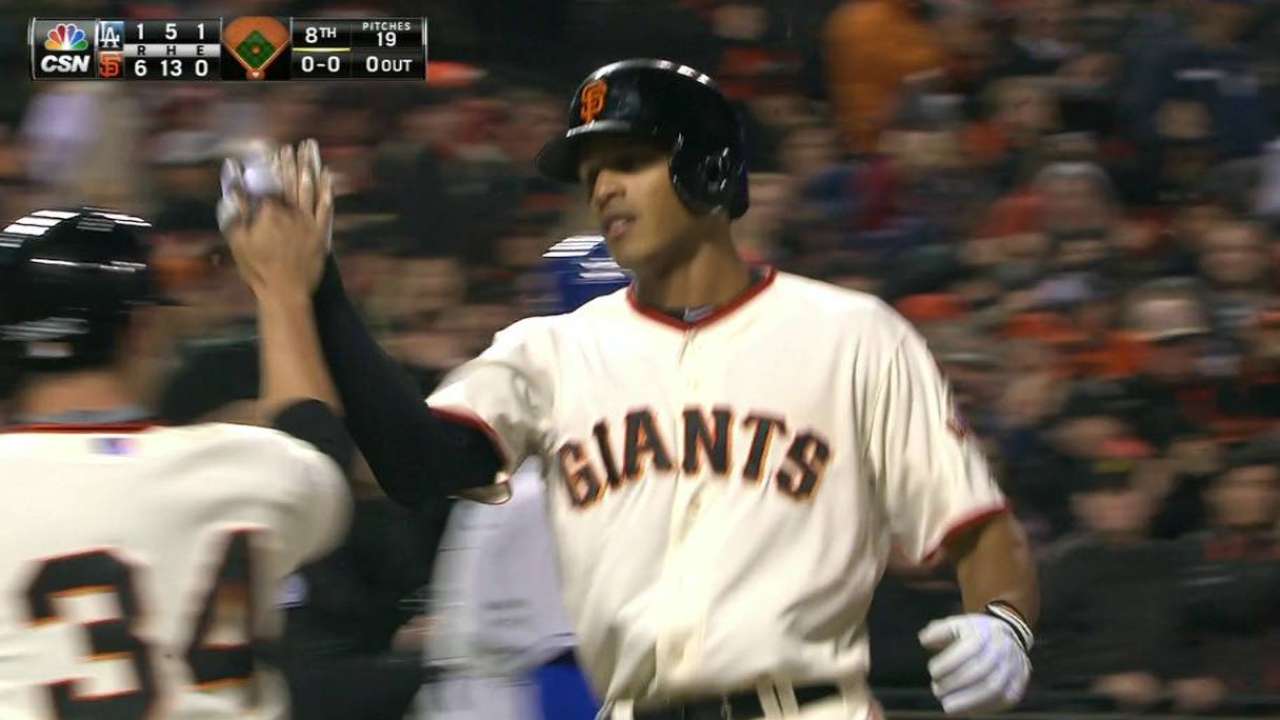Lincecum, S.F. frenan racha ganadora de Dodgers