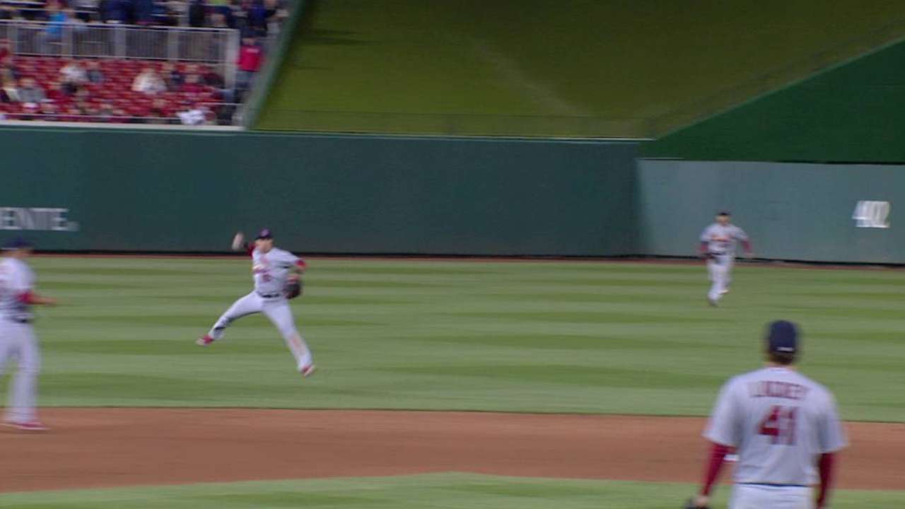 Wong's leaping throw in 6th
